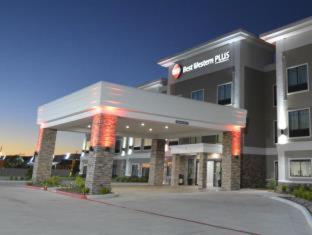 Best Western Plus Bay City Inn & Suites Phòng bức ảnh