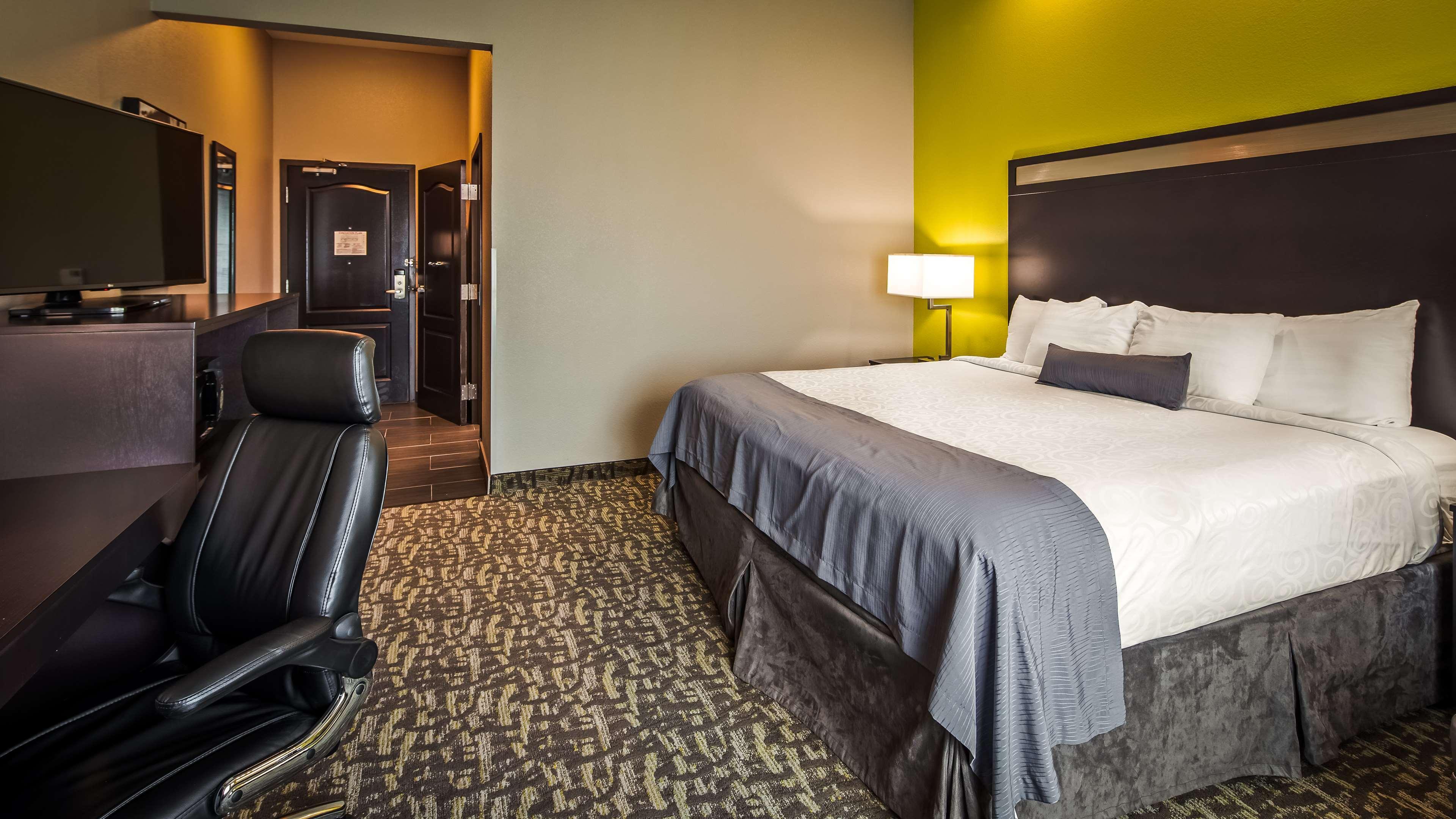 Best Western Plus Bay City Inn & Suites Ngoại thất bức ảnh