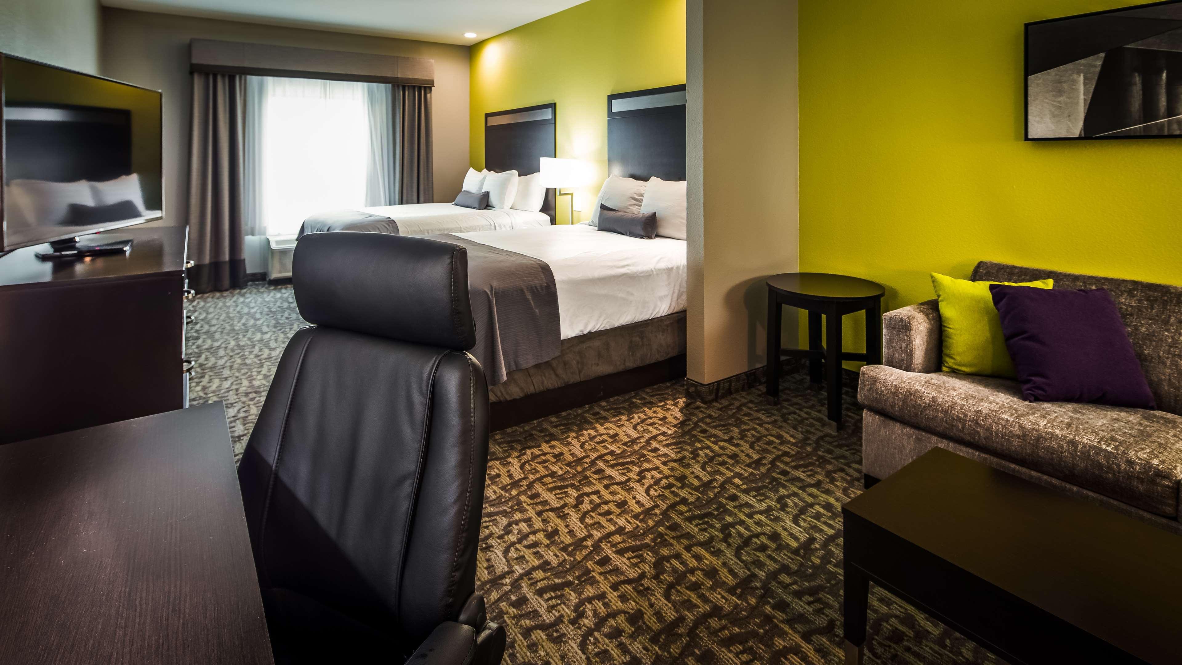 Best Western Plus Bay City Inn & Suites Ngoại thất bức ảnh