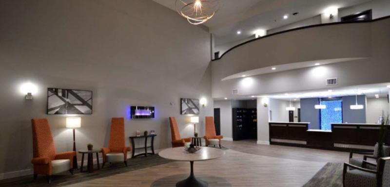 Best Western Plus Bay City Inn & Suites Ngoại thất bức ảnh