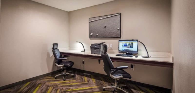Best Western Plus Bay City Inn & Suites Ngoại thất bức ảnh