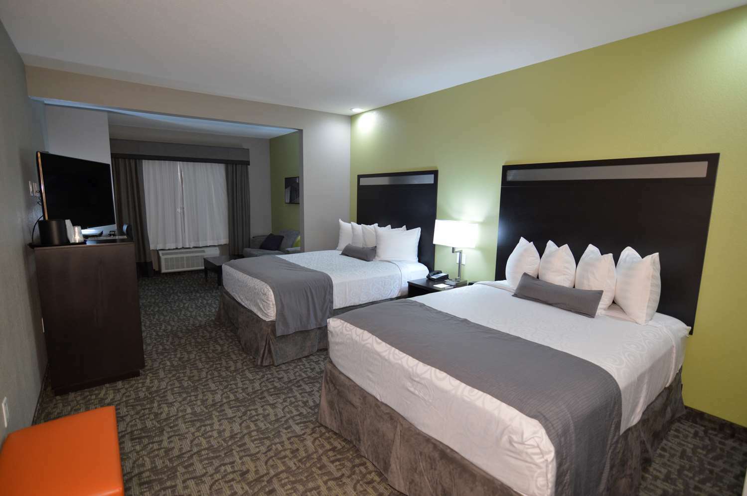 Best Western Plus Bay City Inn & Suites Ngoại thất bức ảnh